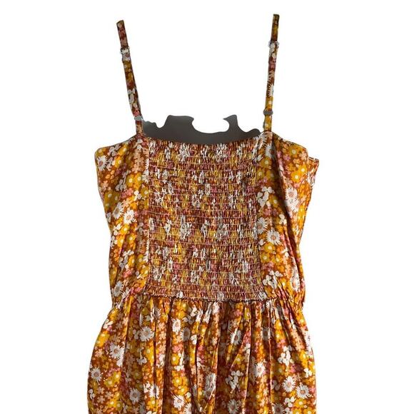 Larsyn & Lily Floral Burnt Orange Jumpsuit Smock Back Deep V-Neck Size Large - Picture 6 of 15